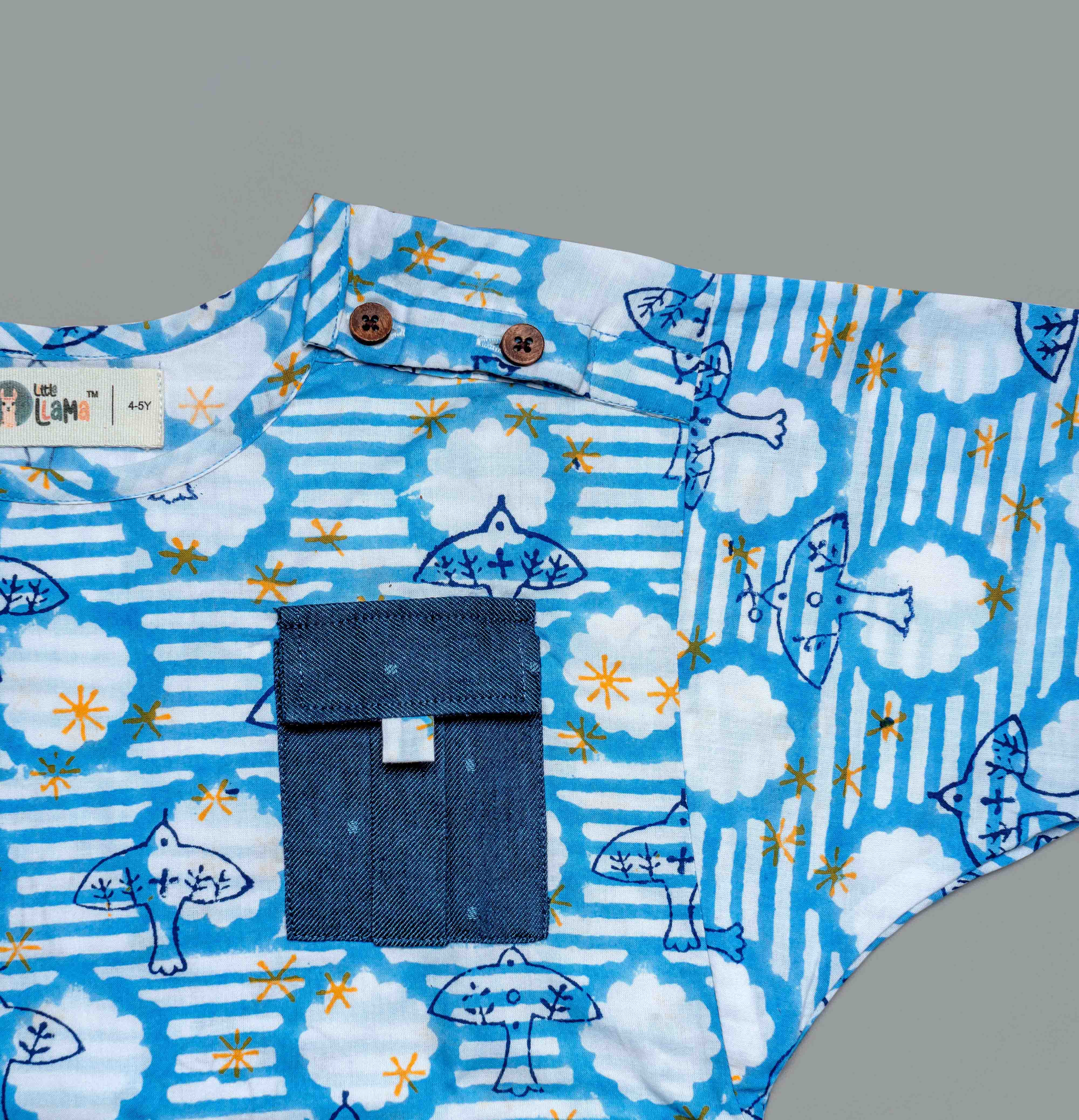 Blue block print cotton shirt with contrast pocket